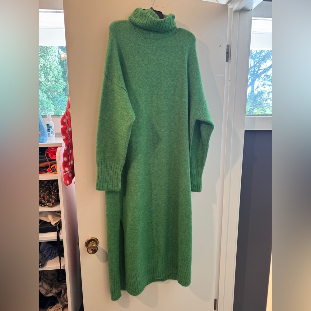 Green Chunky Knit Turtleneck Sweater